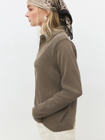No Matter What Blouse in Bruin