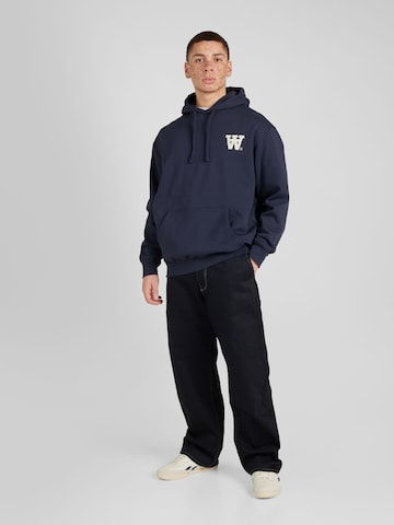 WOOD WOOD Sweatshirt 'Cass' i blå