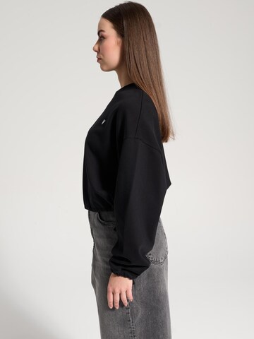 NOWIHT - Sudadera 'Zephyrine' en negro