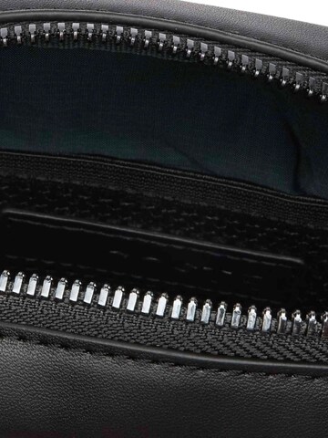 LACOSTE - Messenger en negro