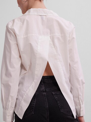 PIECES - Blusa 'Vida' en blanco