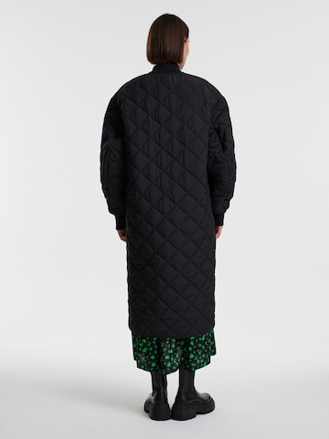 EDITED Between-Seasons Coat 'Juno' in Black