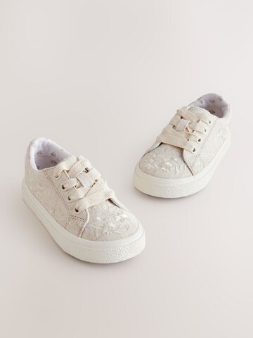 Baskets Next en beige