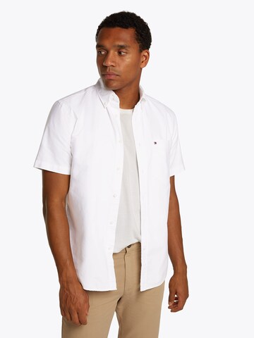 Regular fit Camicia 'HERITAGE' di TOMMY HILFIGER in bianco: frontale