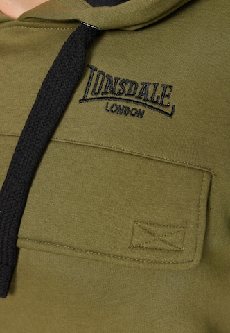 Sweat-shirt 'Rushen' LONSDALE en vert