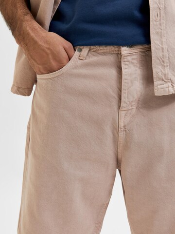 regular Jeans 'Troy' di SELECTED HOMME in beige