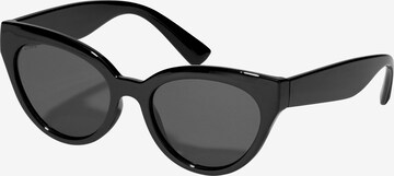 Pilgrim Sunglasses 'RAISA' in Black: front