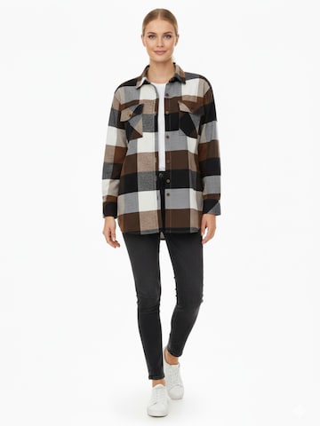 Radwa Blouse 'Radwa Women’s Plaid Flannel' in Bruin