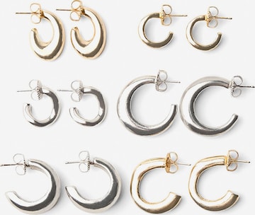 Bershka Earrings in Gold: front