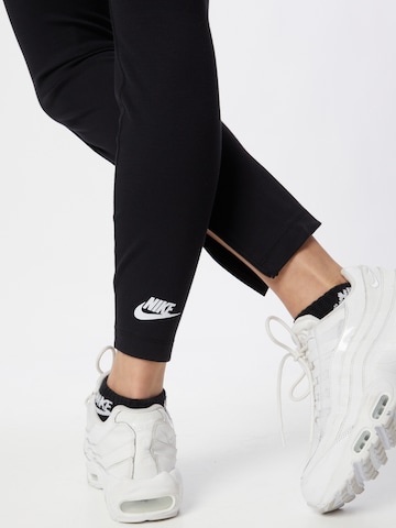Nike Sportswear Skinny Leggings i svart