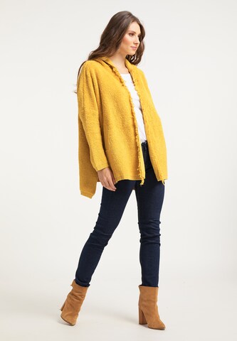 IZIA Knit Cardigan in Yellow