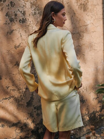Next Blazer in Gelb