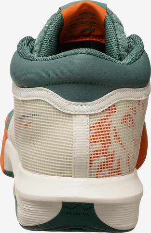 Scarpa sportiva 'LeBron Witness VIII' di NIKE in beige