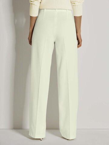 MADELEINE Loosefit Hose in Weiß