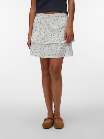 VERO MODA Skirt 'VMTRINE' in White: front