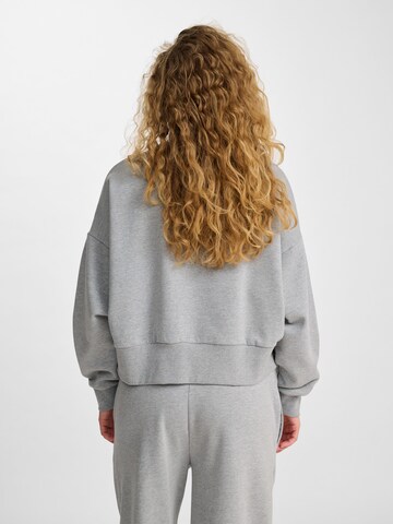 Hummel Sweatshirt i grå