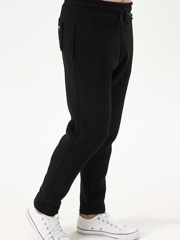 LOUIS LECLER Slim fit Trousers 'Lucien' in Black