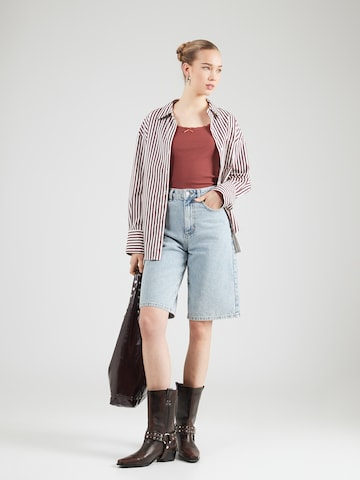 Tricou 'Sanja' de la ABOUT YOU pe maro