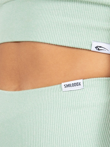 Smilodox Skinny Workout Pants 'Amaze Pro' in Green