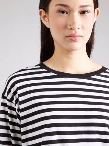 Maglietta di Monki in nero