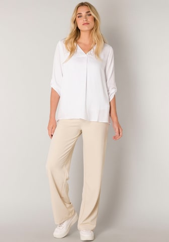 BASE LEVEL Blouse in White