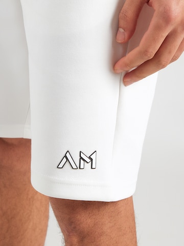 regular Pantaloni di ANTONY MORATO in bianco