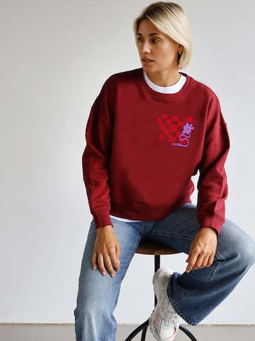 Kultgut Pullover 'Love is a Battery'‌‌‌‌‌‌‌‌ in Rot