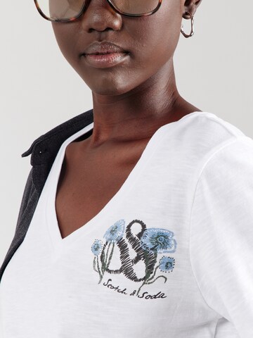 Chemisier 'Ch44ristina' Hailys en blanc