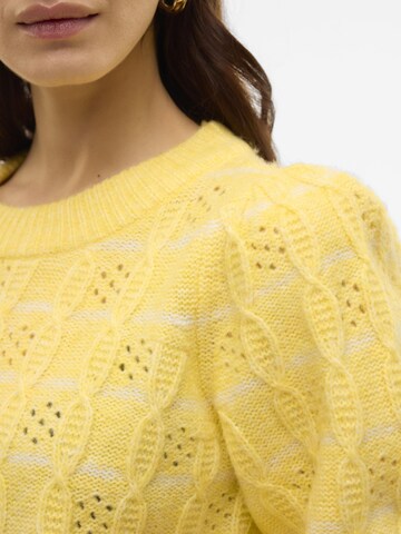 Pull-over 'VMNewleonor' VERO MODA en jaune