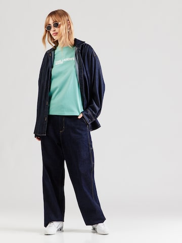 KARL LAGERFELD JEANS Тениска 'ESSENTIAL' в зелено