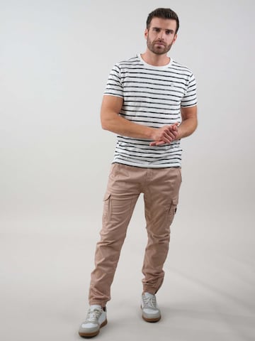 T-Shirt 'Dalso' Deeluxe en blanc