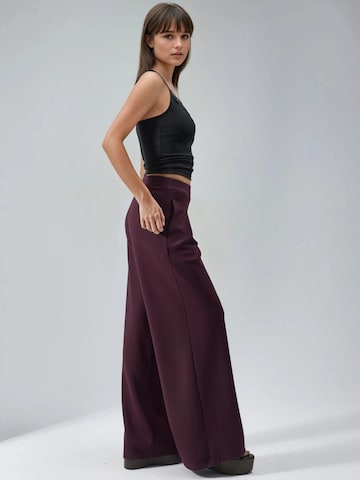Wide Leg Pantalon Busem en rouge