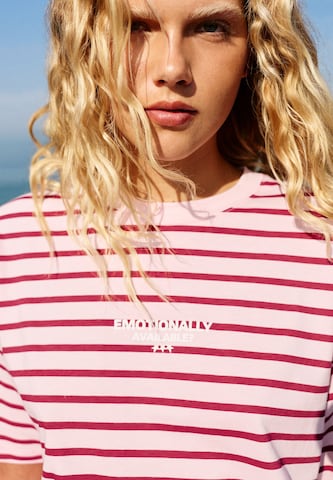 Pull&Bear Oversized bluse 'PACIFIC RAYAS' i rød