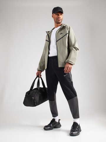 Giacca di mezza stagione di Nike Sportswear in verde