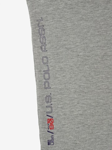 U.S. POLO ASSN. Sweatshirt in Grey