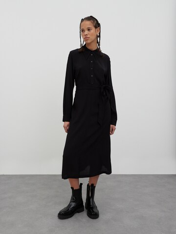 EDITED Shirt dress 'Derya' in Black