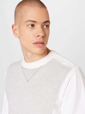 Tommy Jeans Sweatshirt in White