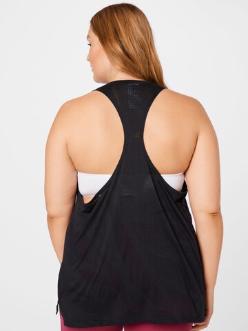 Sport top de la Reebok pe negru