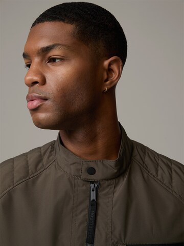 STRELLSON Between-season jacket 'Rockston' in Green