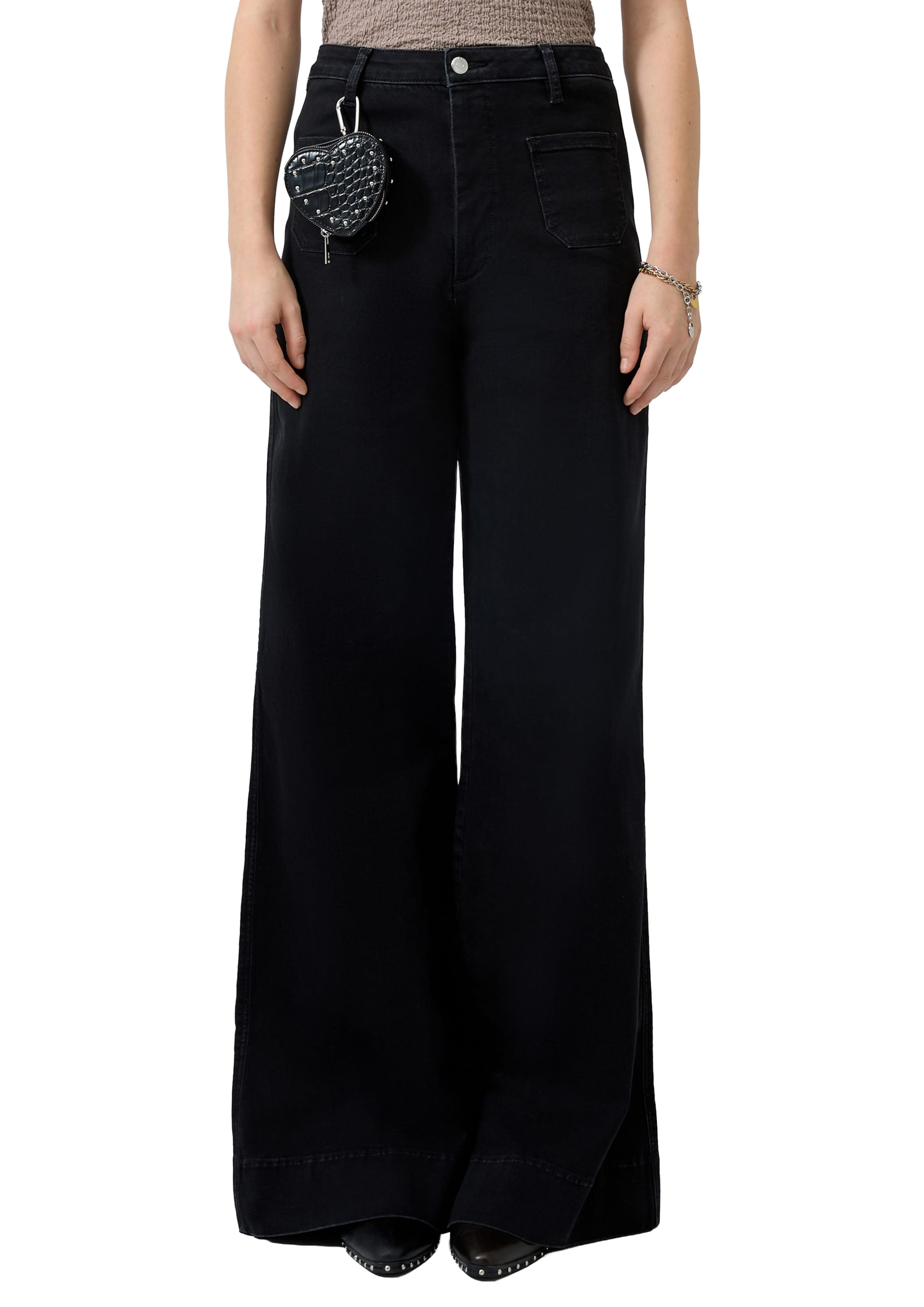 QS Wide leg Jeans in Zwart: voorkant