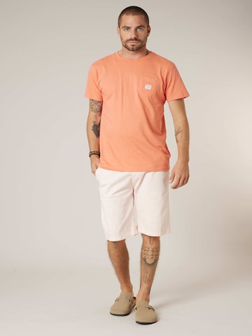 T-Shirt 'BASITO' Deeluxe en orange