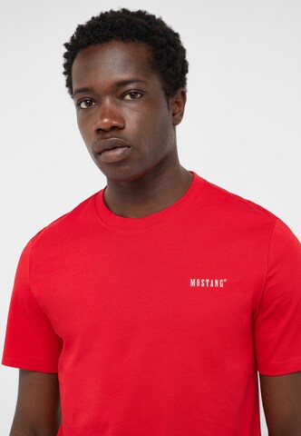 MUSTANG T-Shirt 'Austin' in Rot