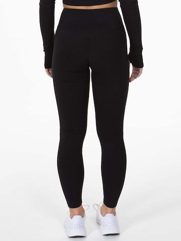 Slimfit Pantaloni sportivi 'Valens' di Divina in nero