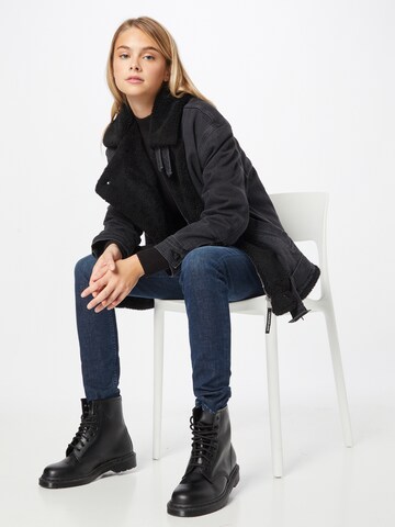 Calvin Klein Jeans Overgangsjakke i sort