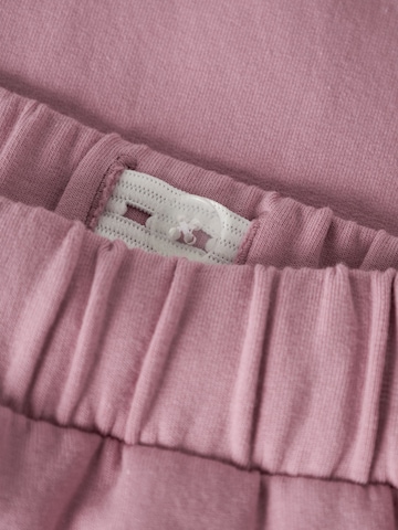 NAME IT - Tapered Pantalón 'Peppa Wutz' en rosa