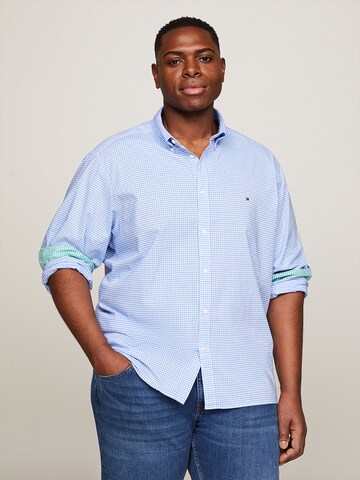 Tommy Hilfiger Big & Tall Regular fit Button Up Shirt in Blue: front