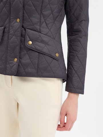 Barbour Between-Season Jacket in Black