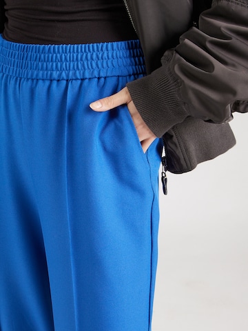 VILA Wide leg Pleat-Front Pants 'WINNIE AYA' in Blue