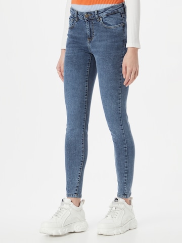 Urban Classics Skinny Jeans in Blue: front