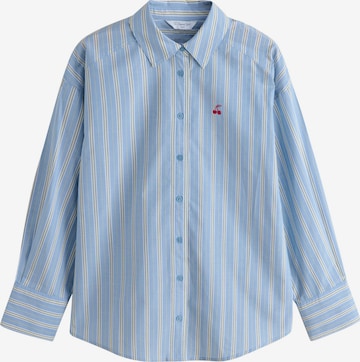 Next Pluus, värv sinine: eest vaates